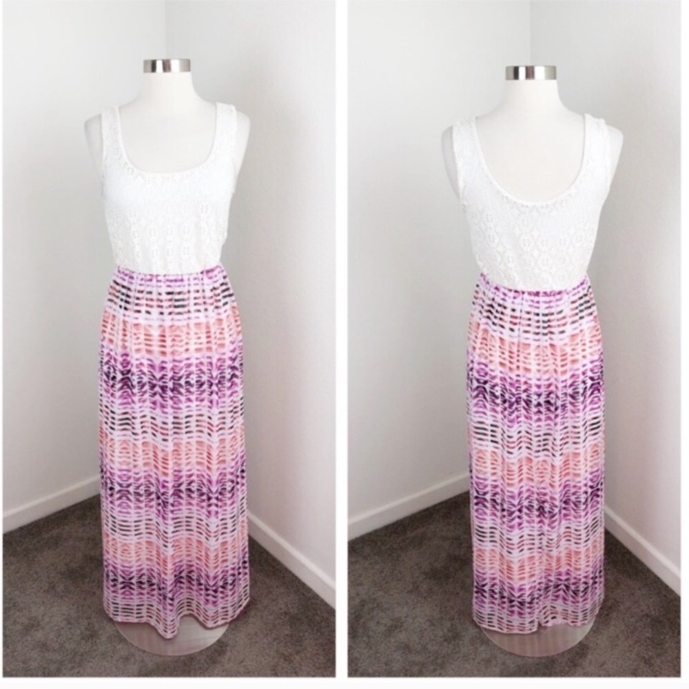 Lily Rose lace maxi dress